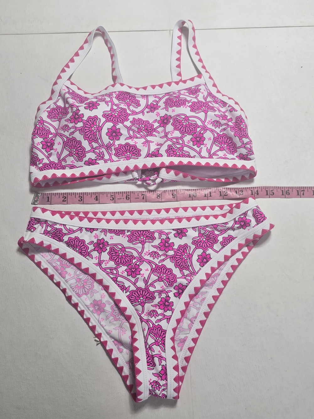 Source Unknown Pink and White Floral Bikini Set